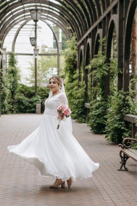 Весільна сукня в бохо-стилі