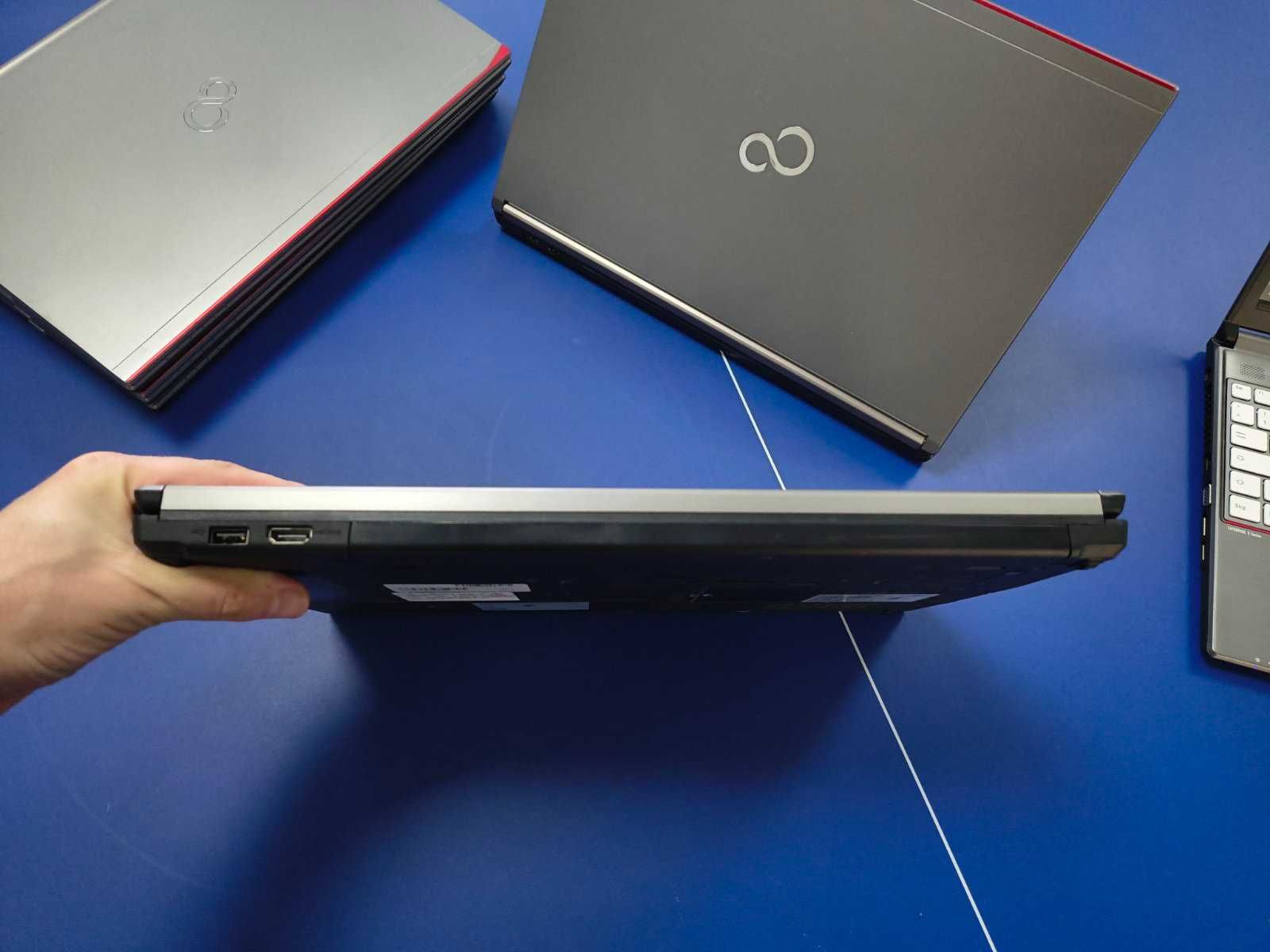 Японія в кількості - Fujitsu LIFEBOOK E756