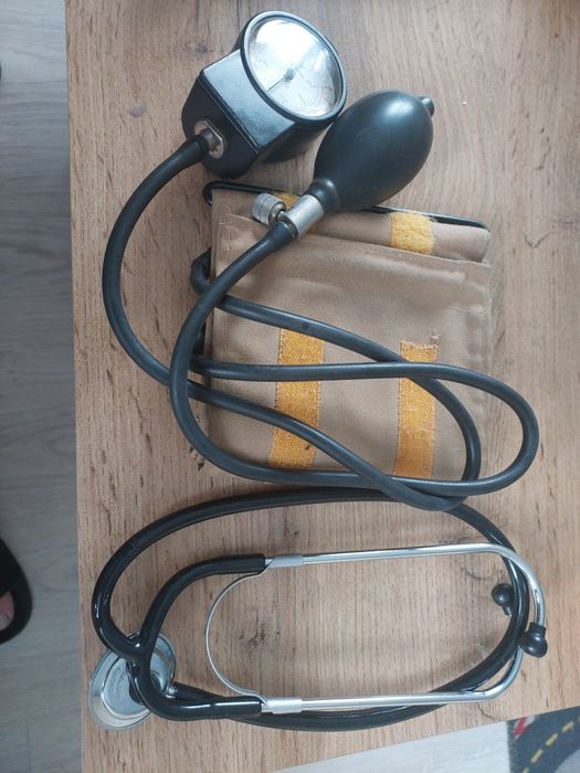 Ciśnieniomierz manualna
