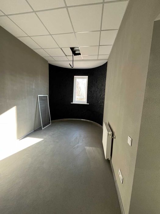 Оренда нового офісу на два кабінета.