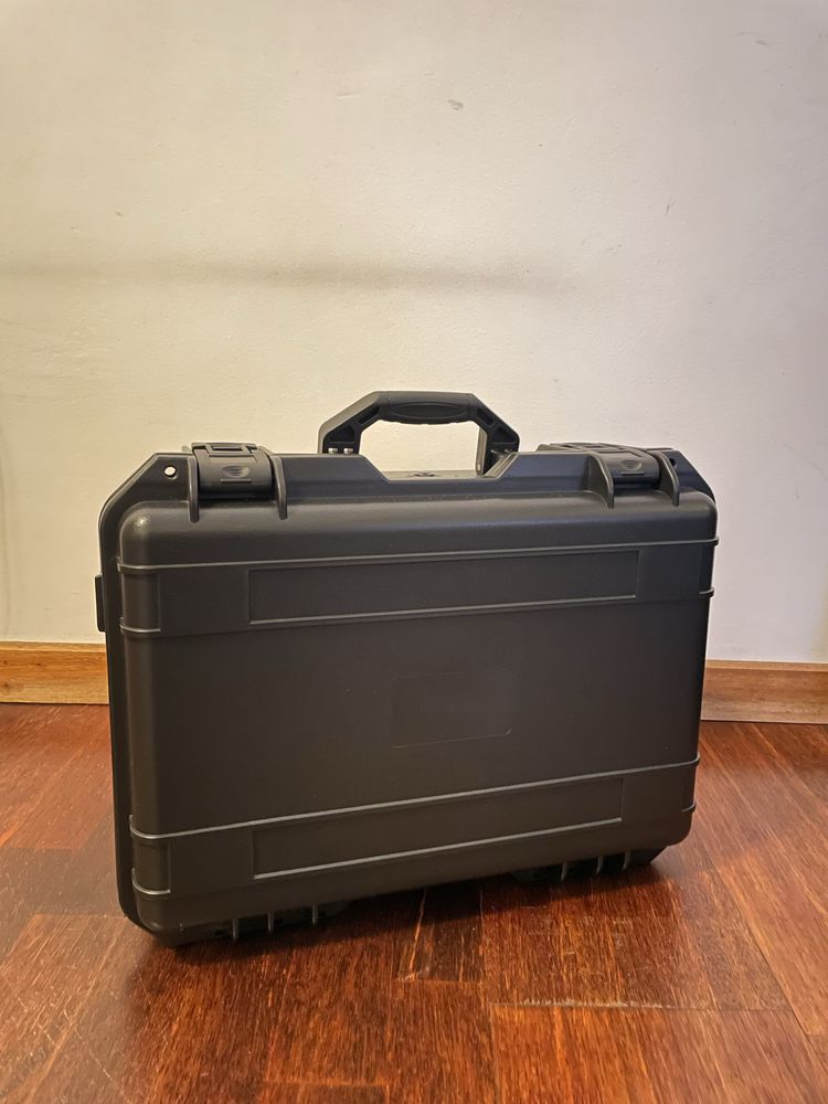 Caixa transporte e proteção Playstation 5