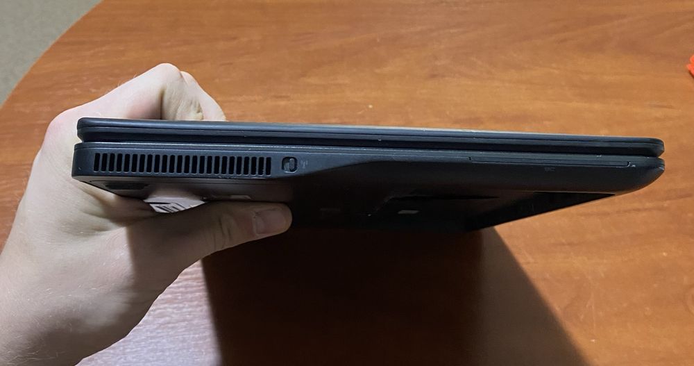 Ноутбук Dell Latitude E7240 12.5"/ 4GB RAM/32GB SSD/i5-4310! N2738