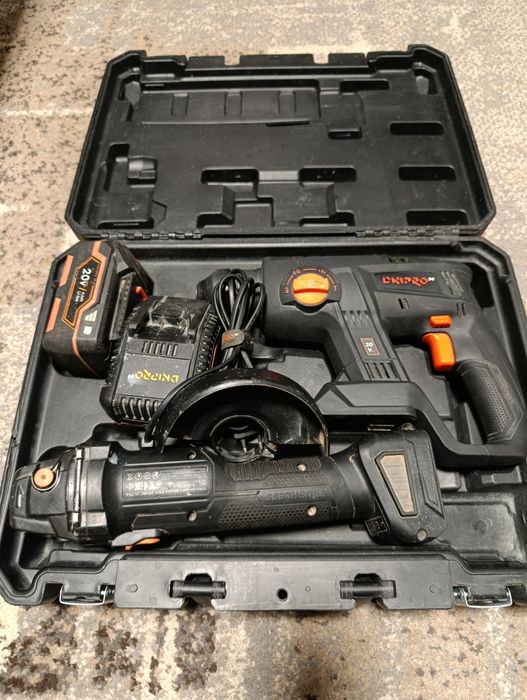 Акамуляторний інструмент