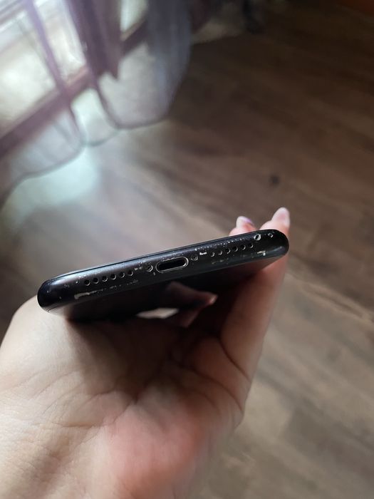 iPhone XR с двухсторонним бронерованным чехлом