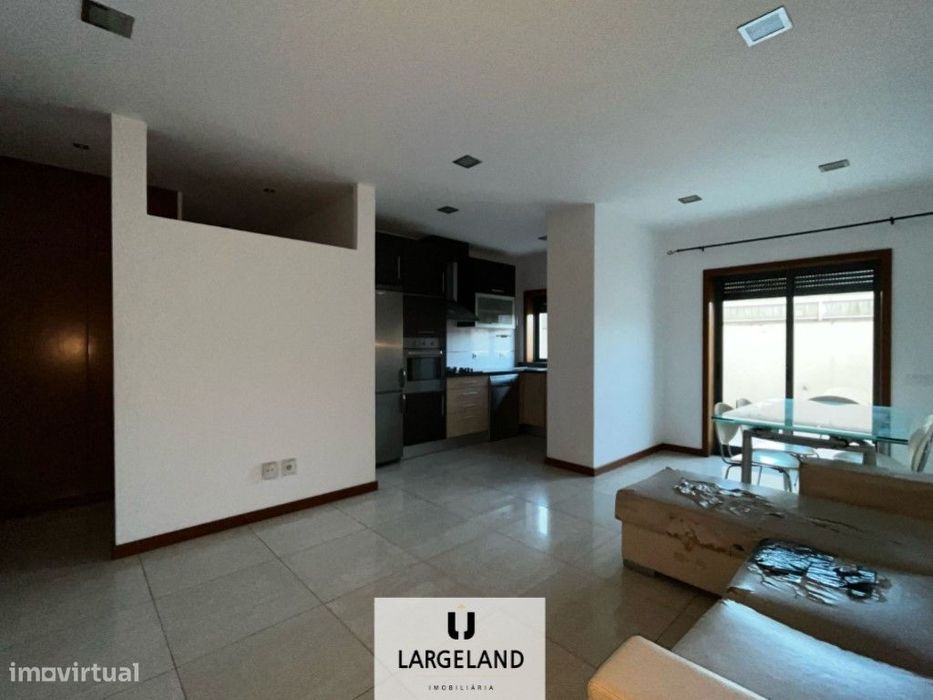 Apartamento T2 em Esgueira