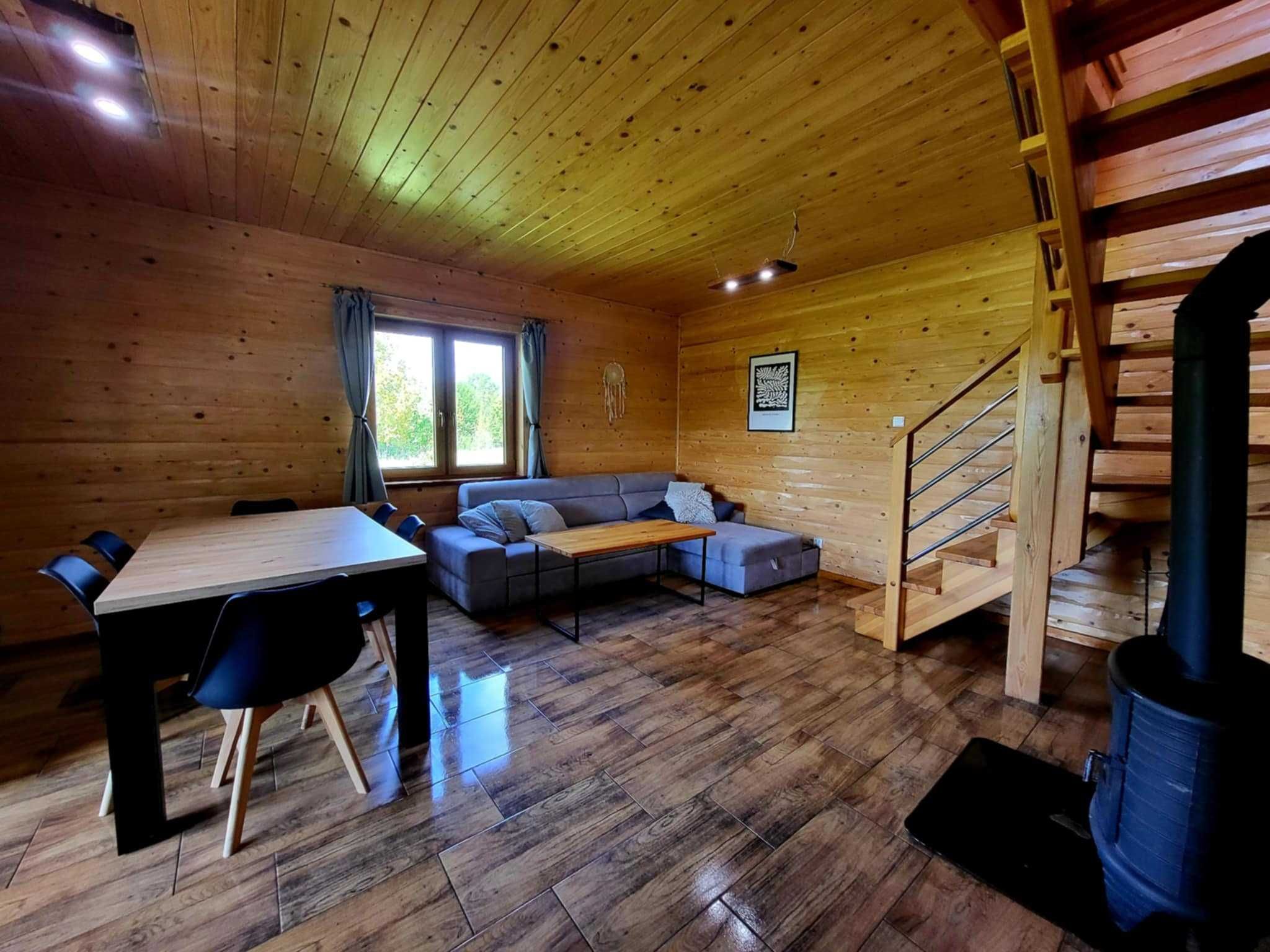 Dom całoroczny nad jeziorem,spokojna okolica,łowisko,,sauna