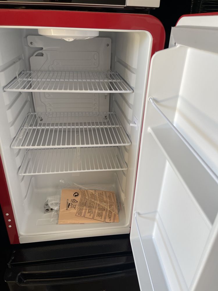 Ретро міні холодильник