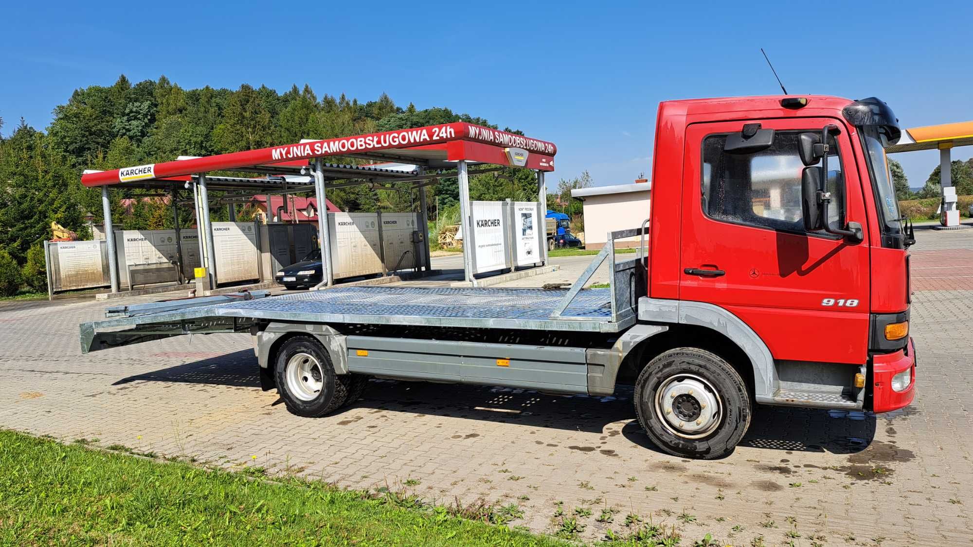 Mercedes Atego 918 nowy najazd 6.5m.
ocynkowany ładownaść 6 ton