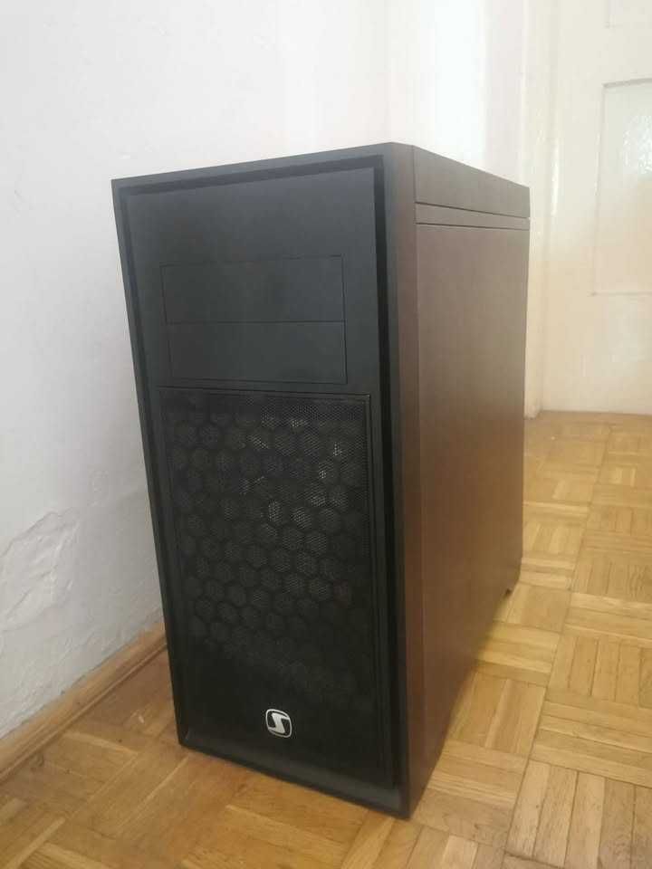 Komputer stacjonarny i5-7500 GTX 1080 Ti 16GB RAM
