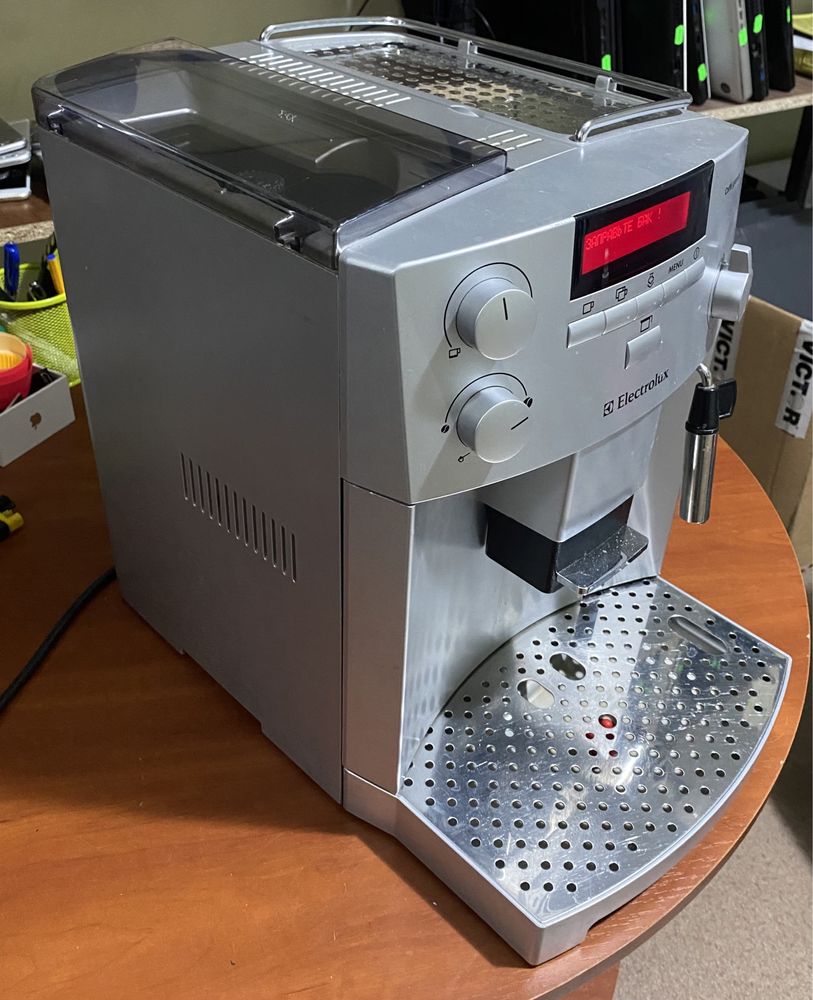 Кофемашина Electrolux Caffe Grande! Артикул D54