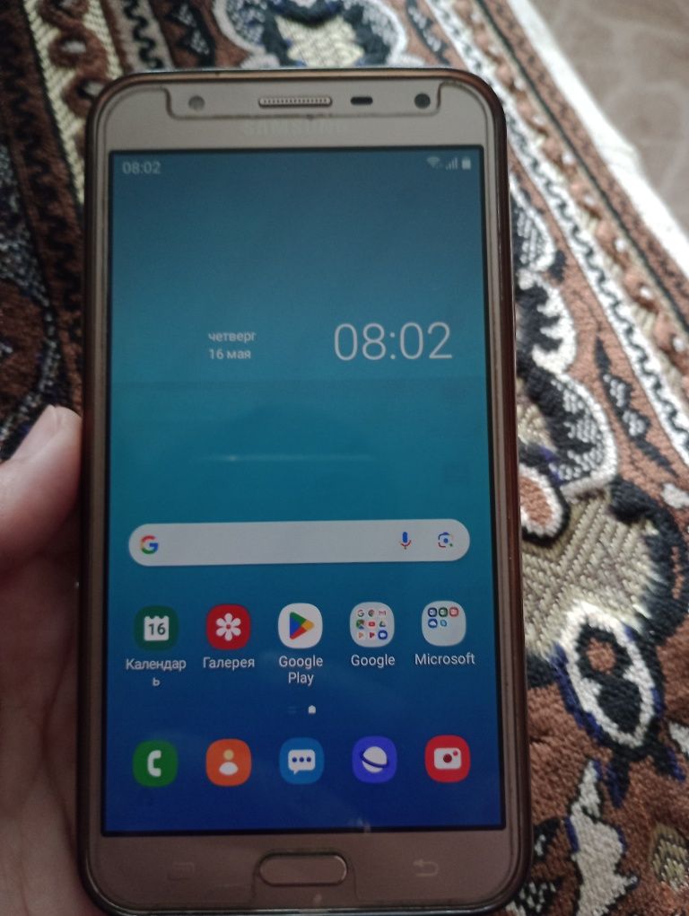 Продам телефон Samsung Galaxy J7 Neo