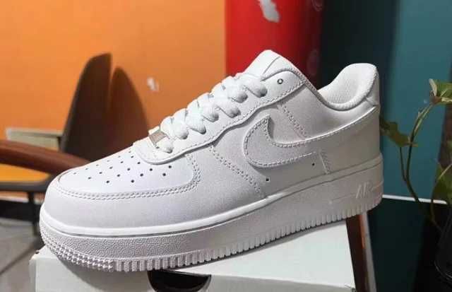 Nowe Nike Air Force 1 Low '07 Białe eu 37.5 EU/23.5 CM