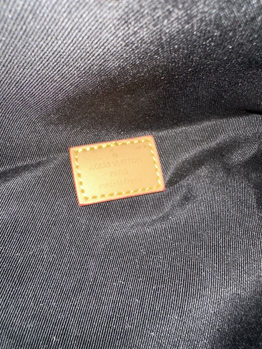 Nerka bumbag louis vuitton