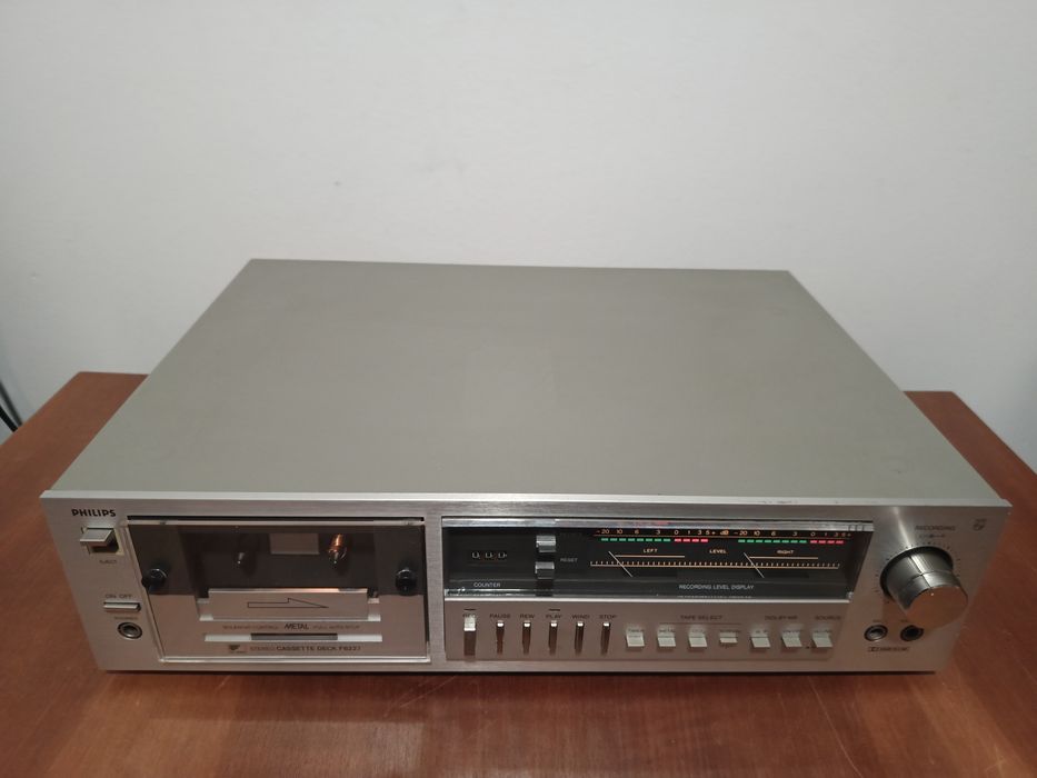 Magnetofon PHILIPS F6227