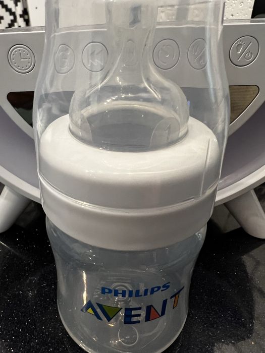 Пляшечка Avent Philips Avent + накладки для годування