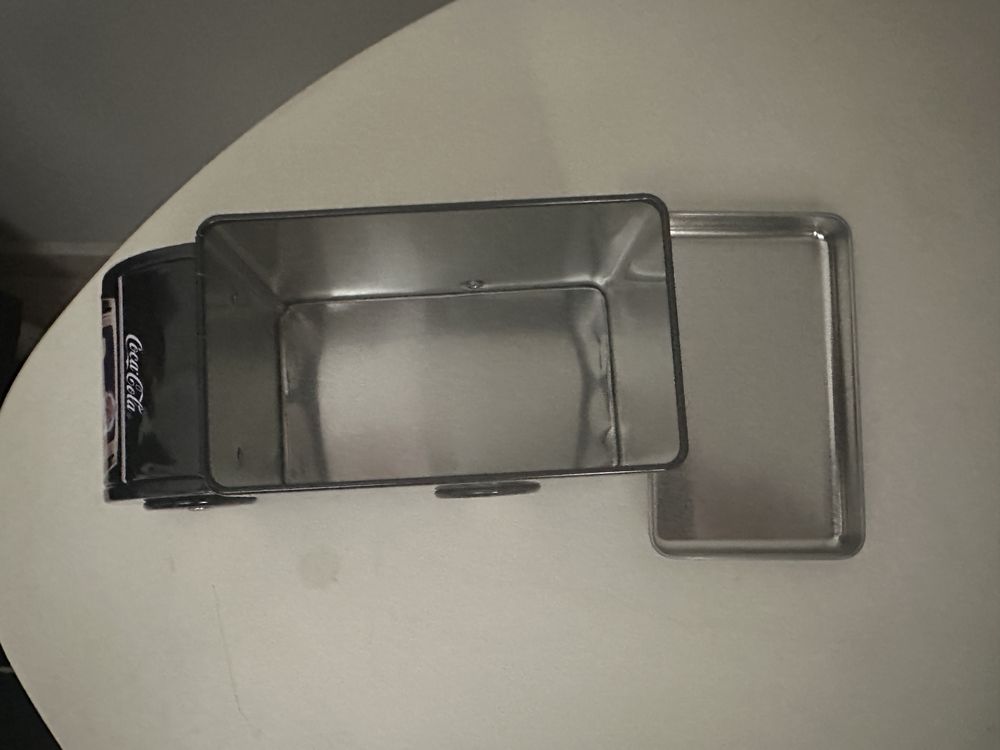 Carro lata coca cola