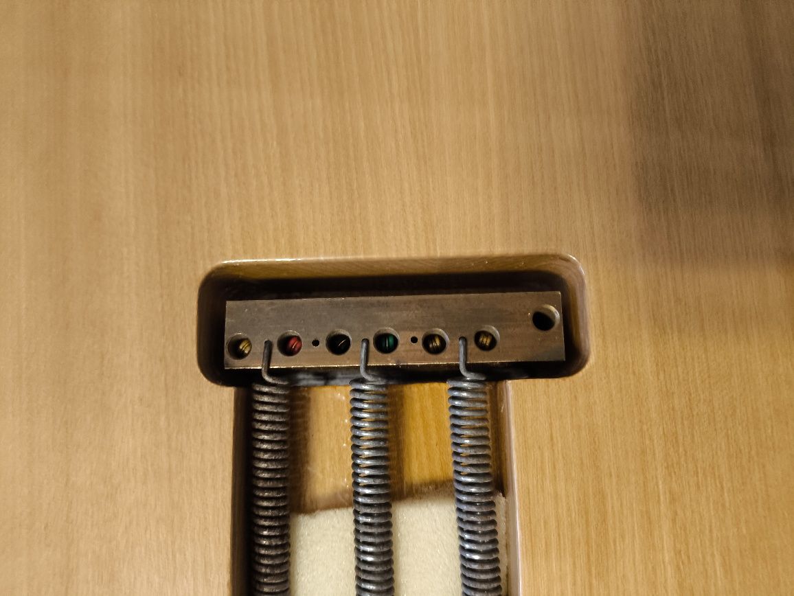 Gitarka elektryczna strat składak jesion