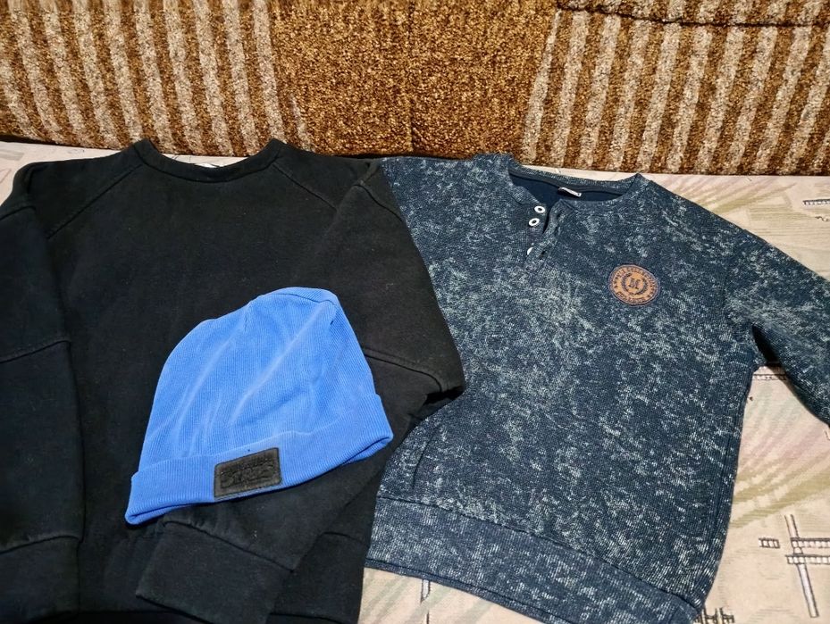 Отдам бесплатно пакет вещей для мальчика размер 146-152