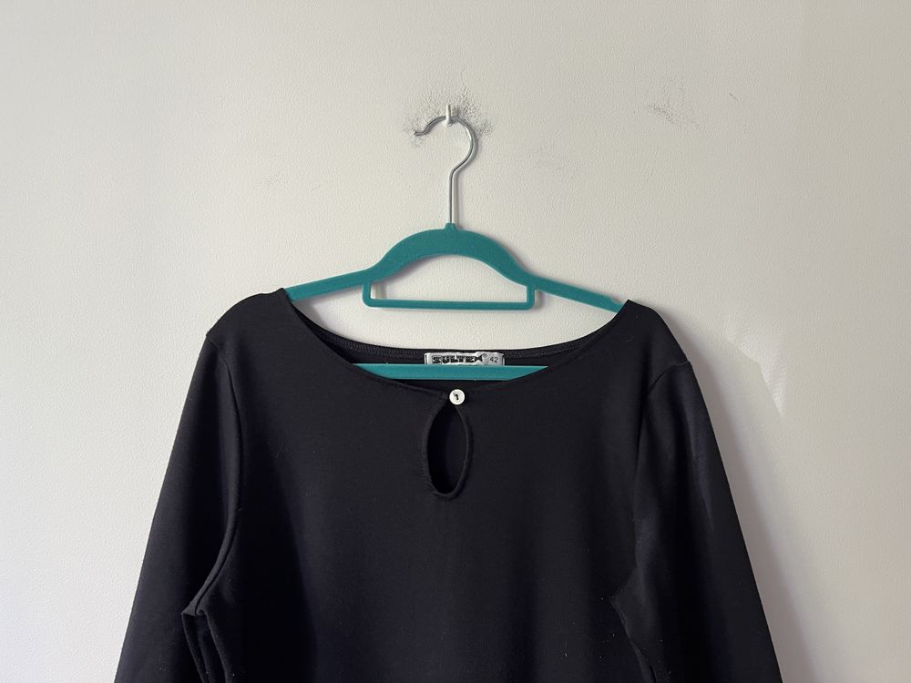 Granatowa sukienka z lezka z przodu Sultex roz. 42 / XL