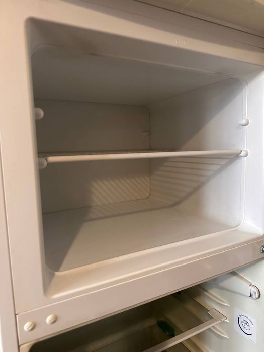 Холодильник Electrolux в гарному стані