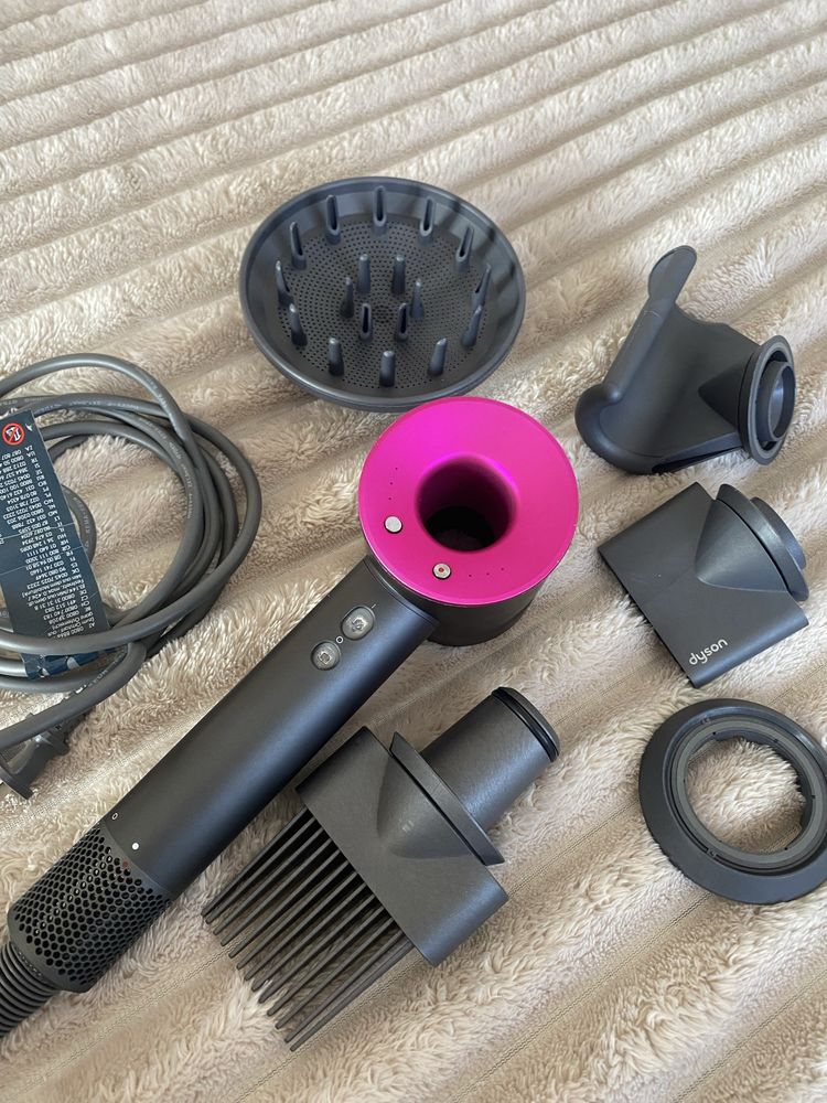 Фен dyson HD07 оригінал США (не працює)