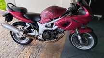 Suzuki SV  650S