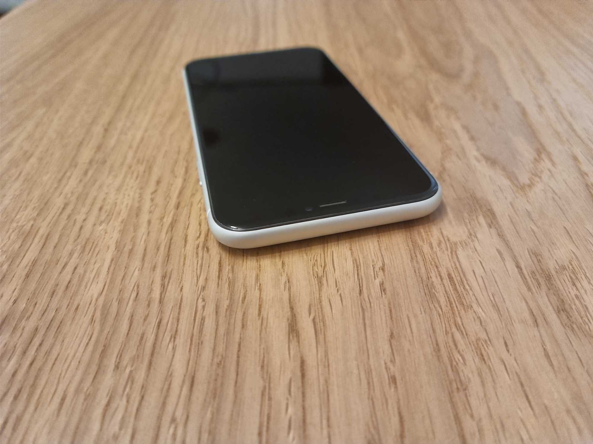 Sprzedam iPhone XR 64GB biały