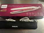 Prostownica Philips biała