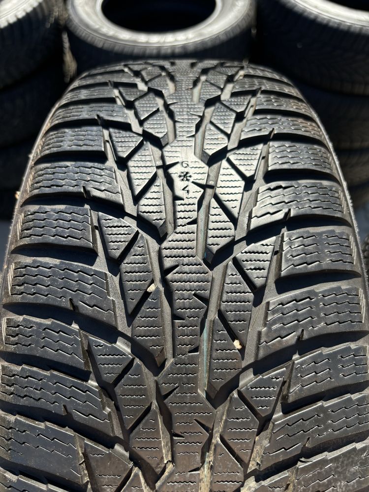 Komplet opon zimowych 215/60 R16 Nokian