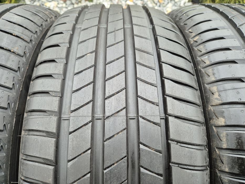 Bridgestone 205/55/17 jak nowe ściągnięte z nowego auta cena za 4szt