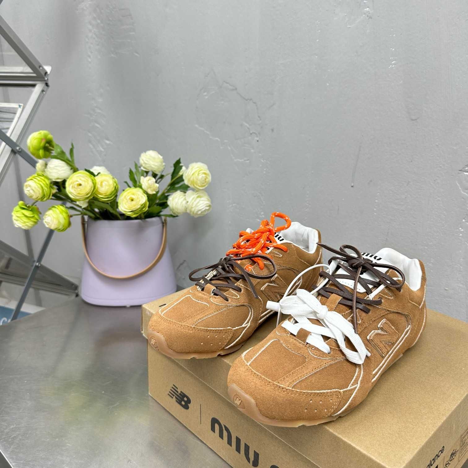 Buty NewBalance x  MIU MIU Moda Obuwie sportowe rozmiar.38