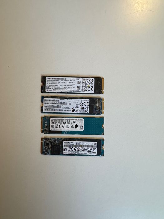Lote de 4 discos SSD 256 Go NVME M2