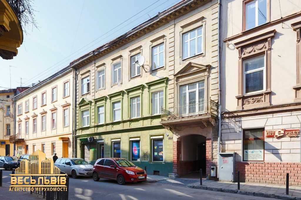 Продаж 1-кімнатна квартира в центрі Львова, проспект Шевченка