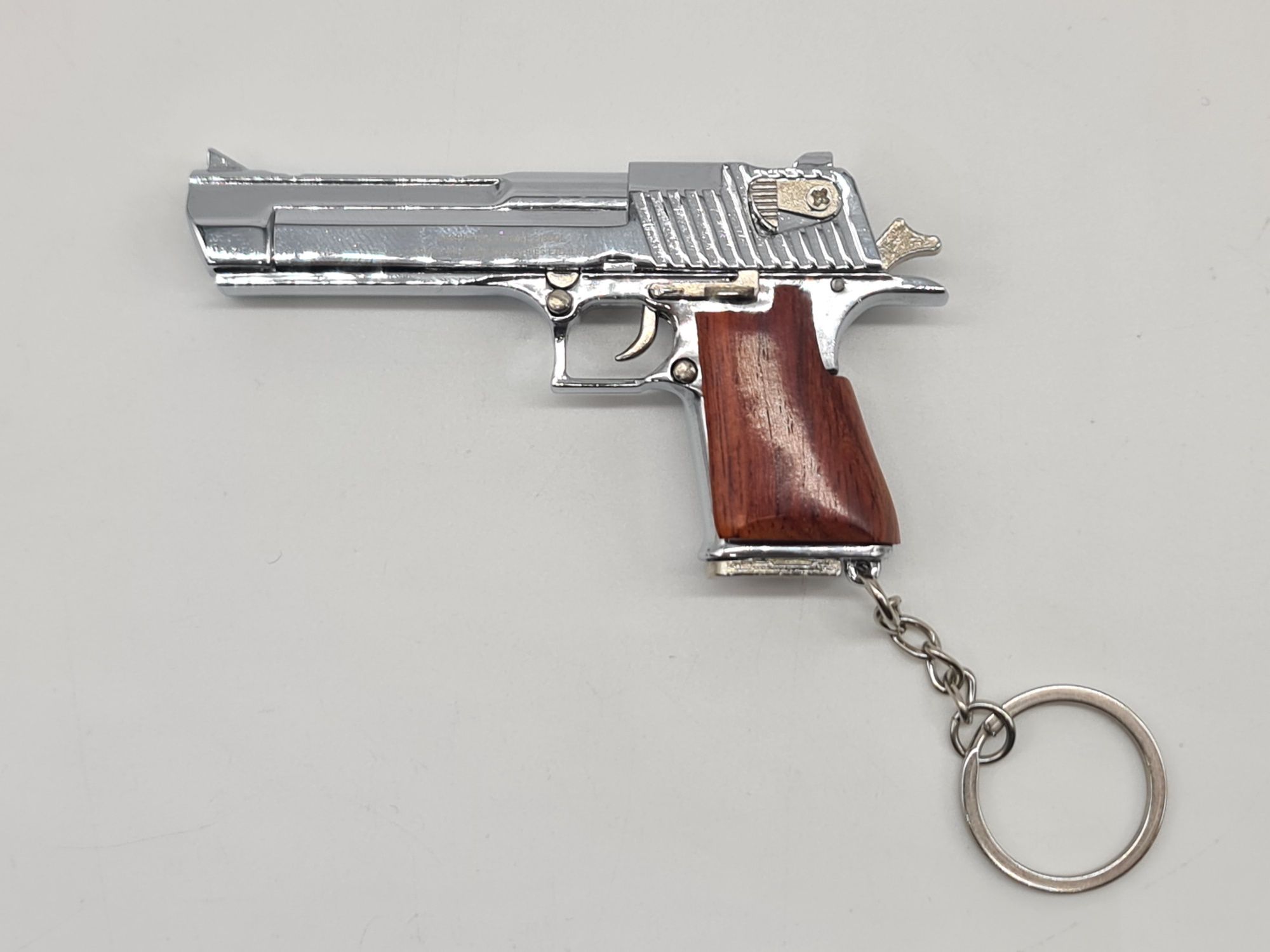 Porta chaves Desert Eagle miniatura - novo