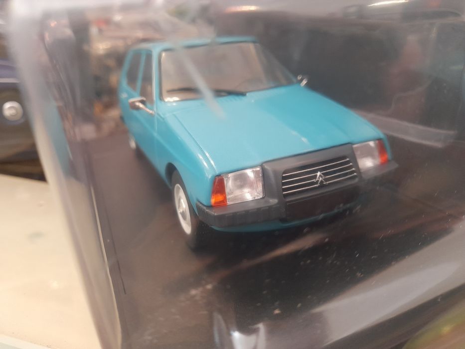 Carros Citroën Visa e GS - Peugeot 504 - Fiat 500 novos escala 1:24