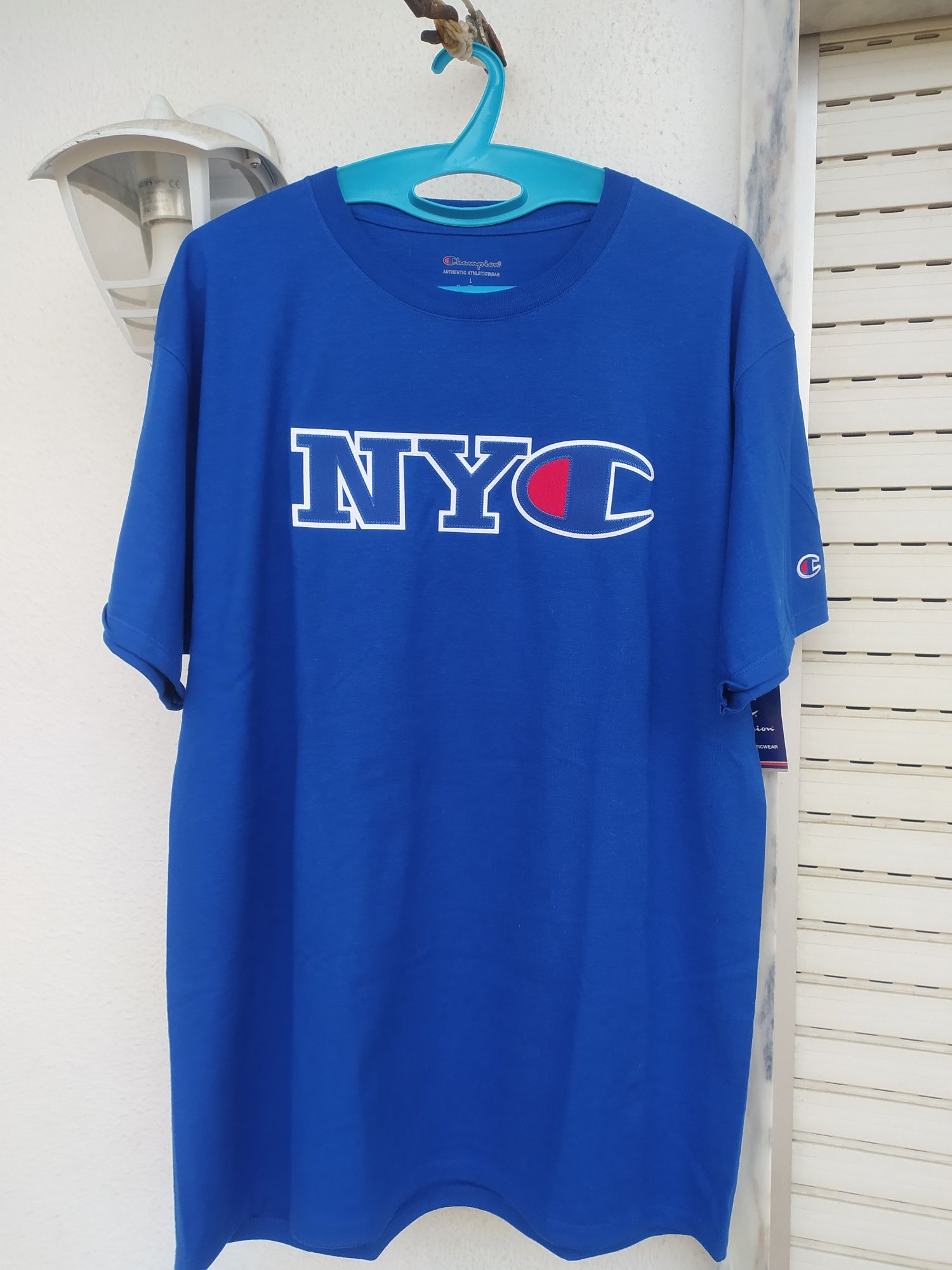 T-shirt NYChampion (Portes Grátis)