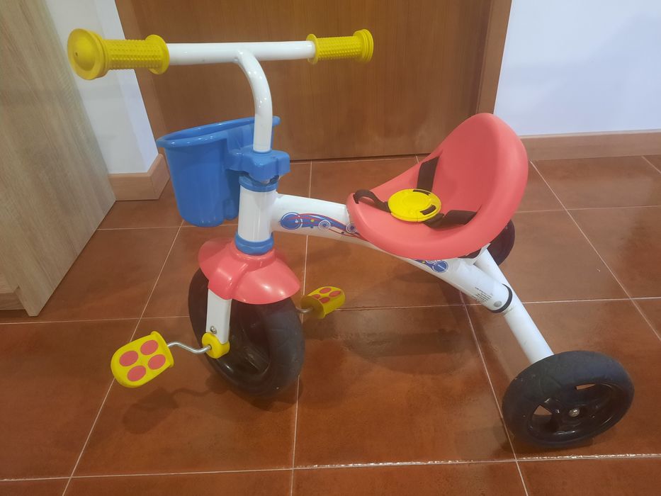 Triciclo criança Chicco