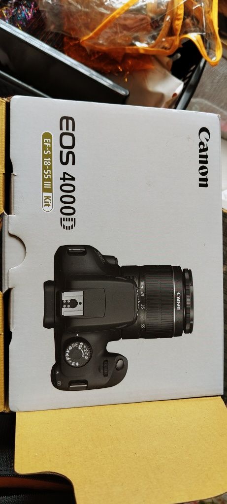 Aparat Canon EOS 4000D