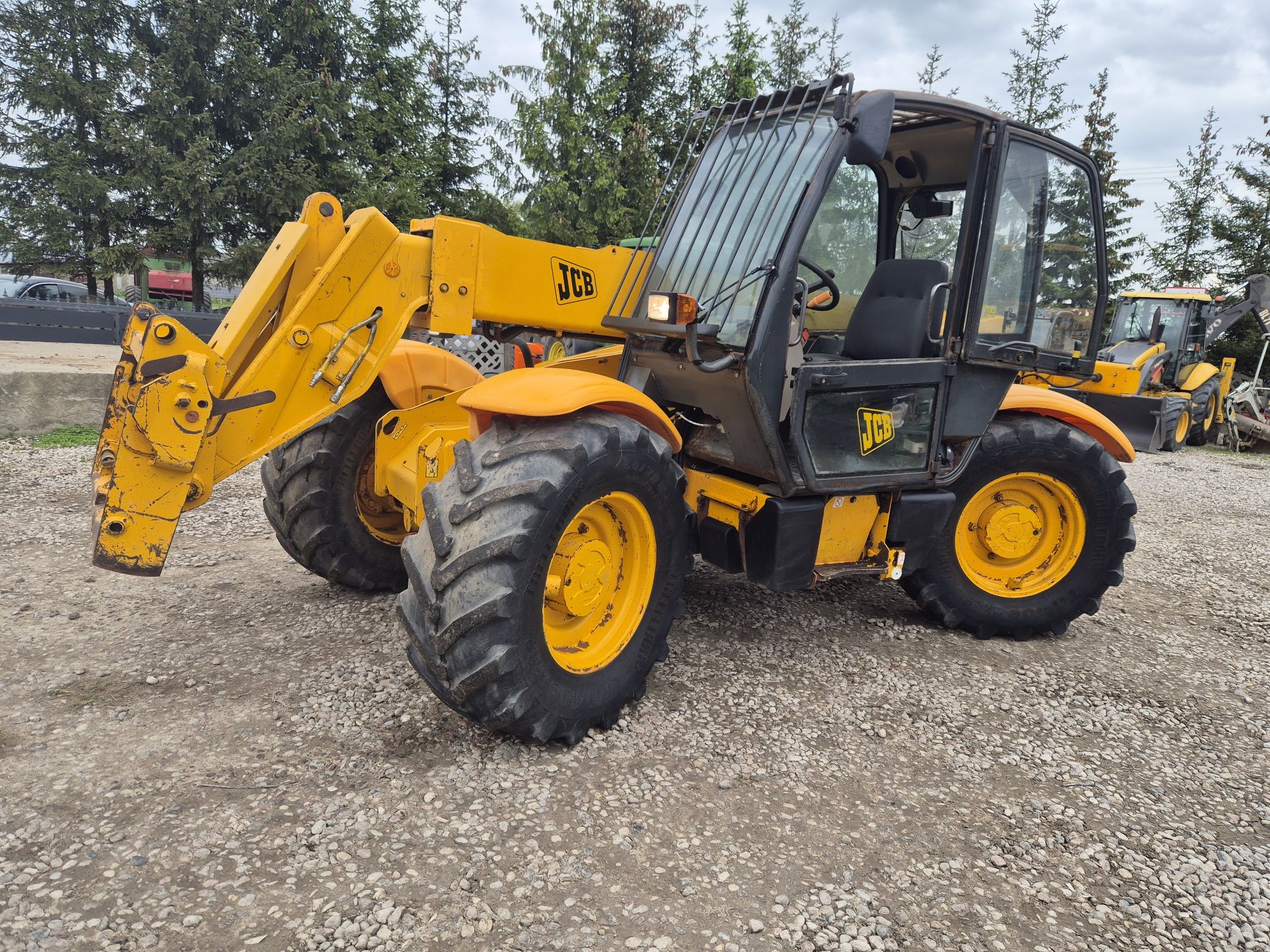 JCB 530-70.  Okazja.  Mechaniczna.