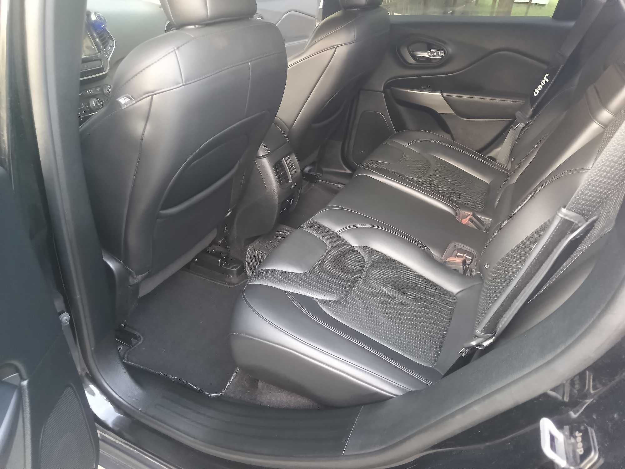 Jeep Cherokee 2018