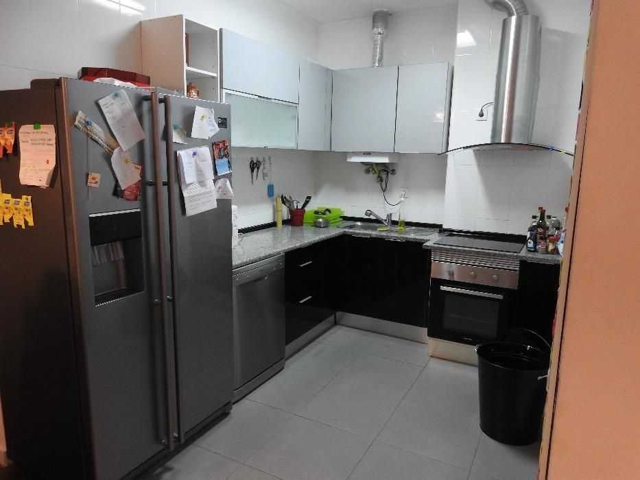 Arrenda-se quarto em Guimarães