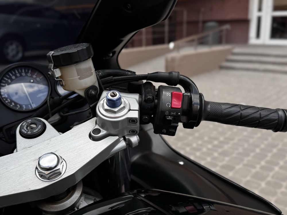 Yamaha Tunder 600R
