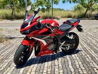 Honda CBR 500r com 19.000kms