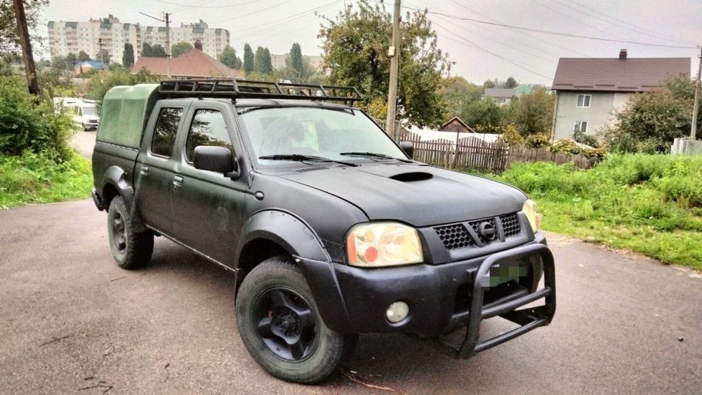 Продам пікап Nissan Navara D22