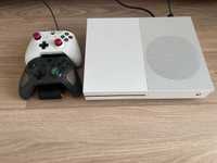 Konsola Xbox one S 500gb + 2 x oryginalne Pady z stacją ładującą