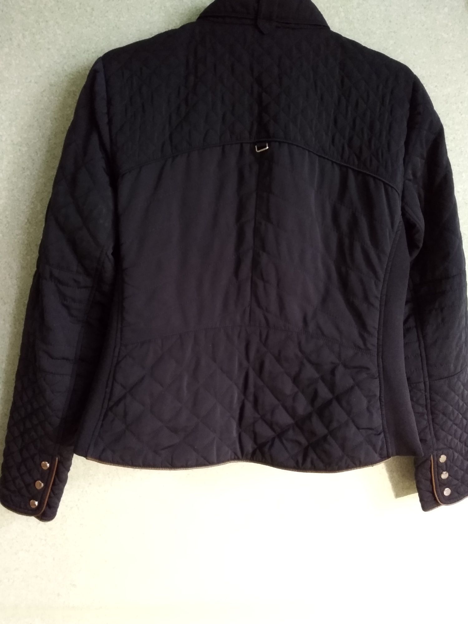 Женские куртки Zara, Trespass, Crane