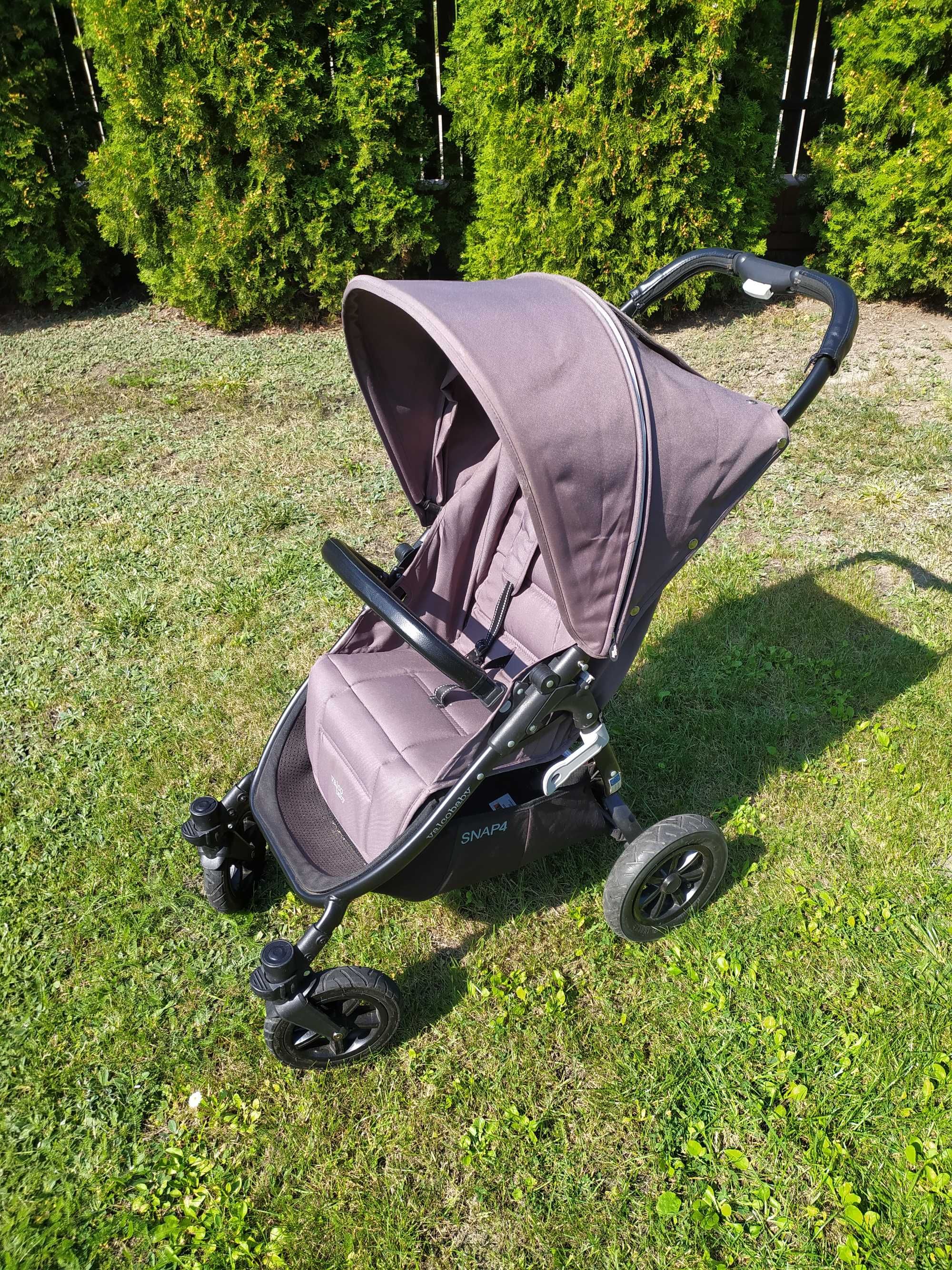 Wózek Valco Baby SNAP 4 pompowane koła