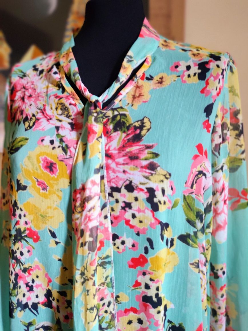 O N.E. Urocza sukienka one size XS-L