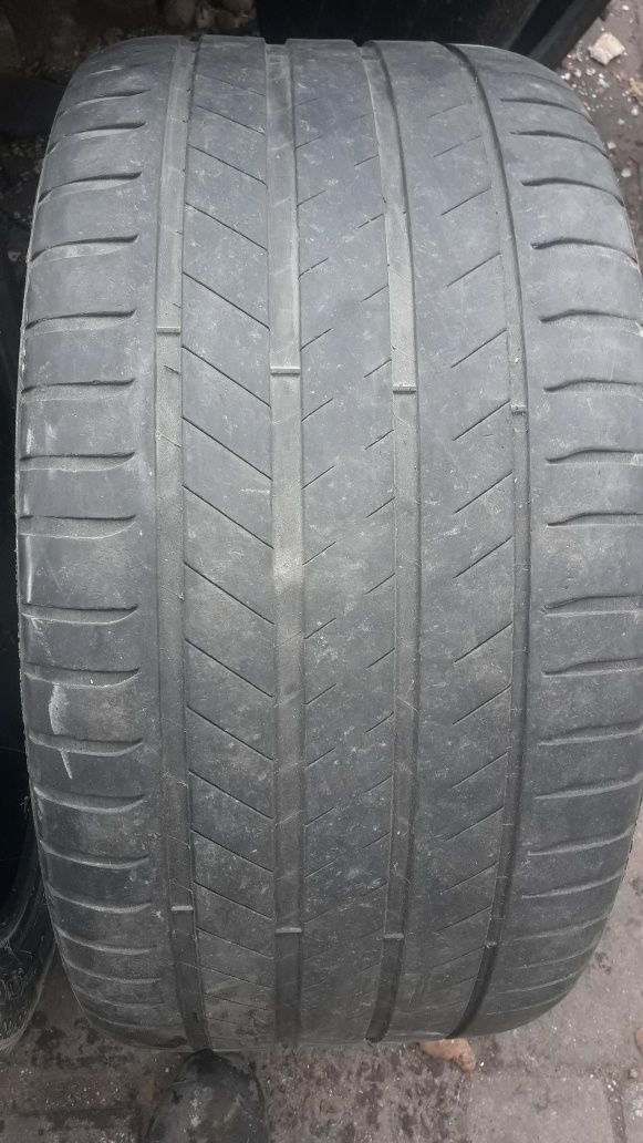 Покришки Michelin 295/35R21 15р