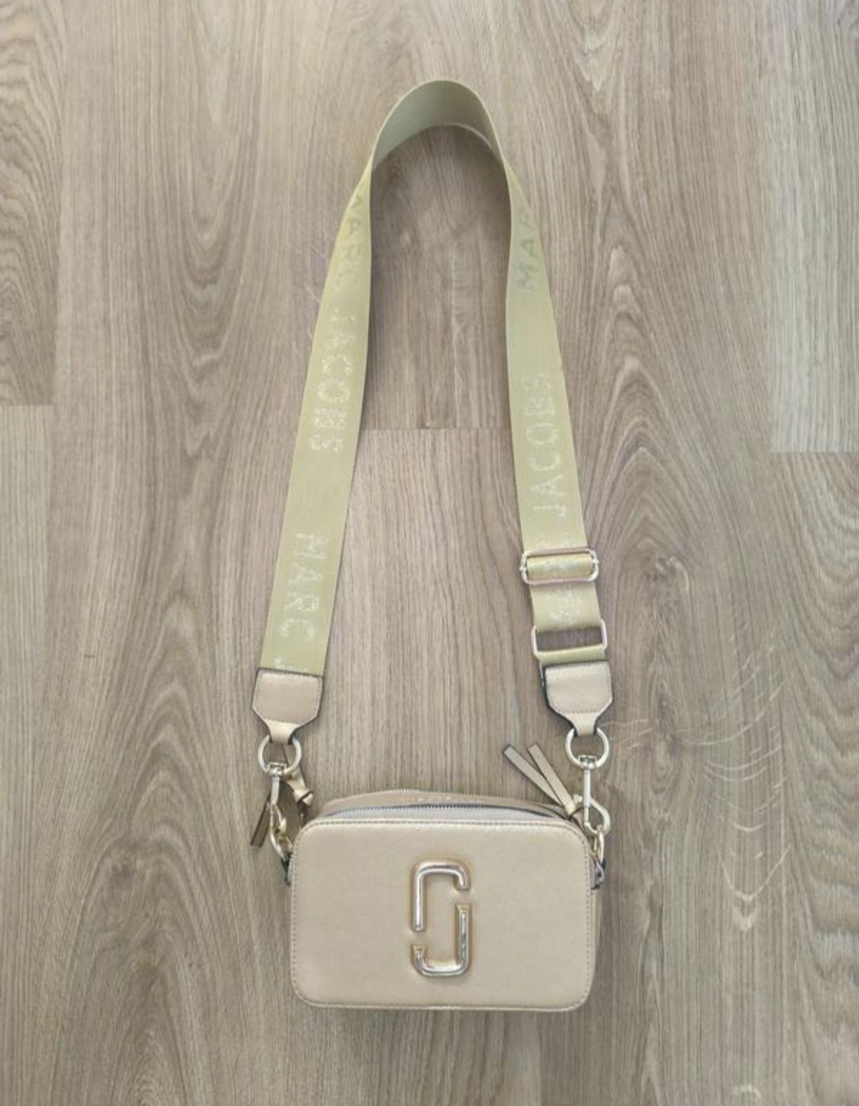 Сумка сумочка крос боди marc Jacobs в золотом цвете